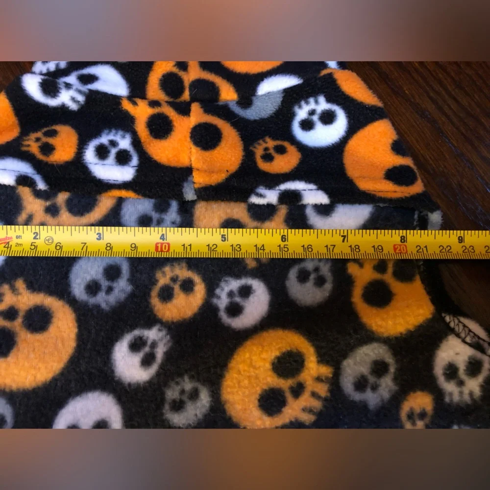 PET🐶 Orange and Black Skull Print outfit SIZE X SMALL & SIZE SMALL